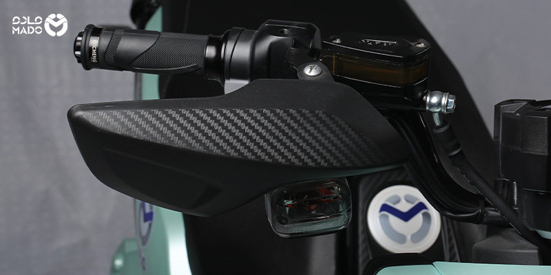 تفاوت کیفیت موتورهای ارزان و موتور برقی در باران